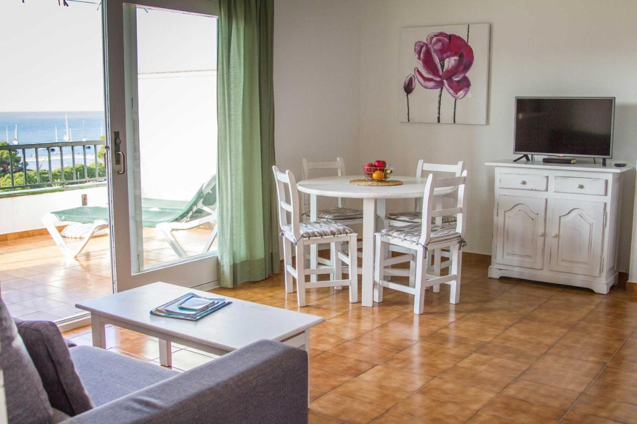 Apartamentos Encanto Del Mar Cala Galdana  Exteriör bild