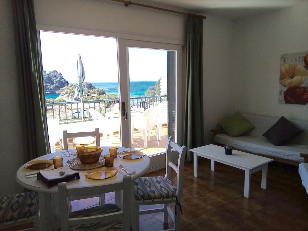 Apartamentos Encanto Del Mar Cala Galdana  Exteriör bild