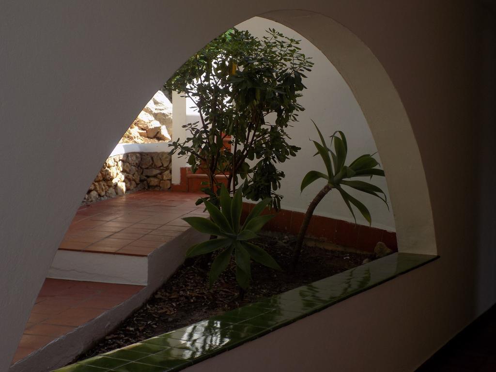 Apartamentos Encanto Del Mar Cala Galdana  Exteriör bild
