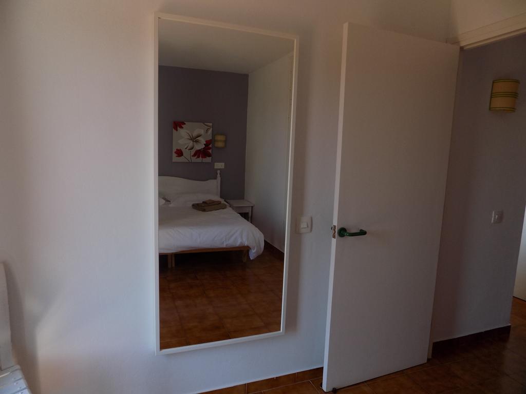 Apartamentos Encanto Del Mar Cala Galdana  Exteriör bild
